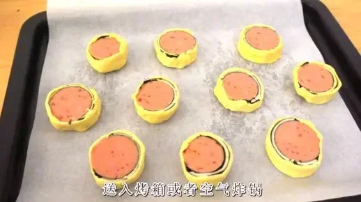 香肠派制作攻略：火腿肠、土豆、酥皮派简单美味